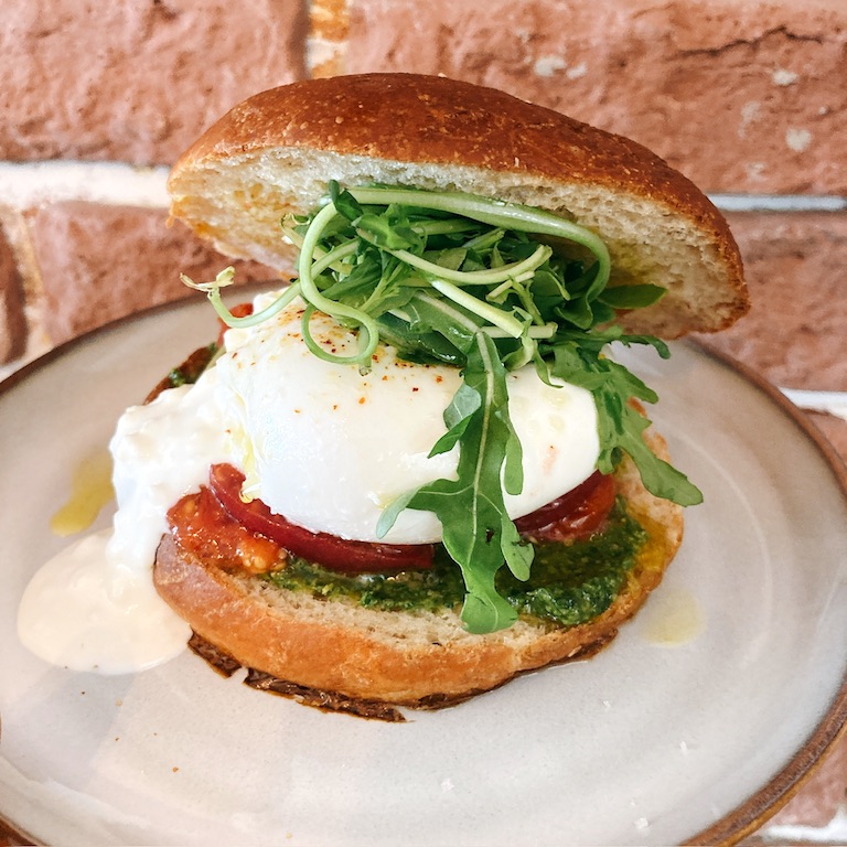 Sandwicherie fine à Bourges. Burrata et produits locaux du Berry.